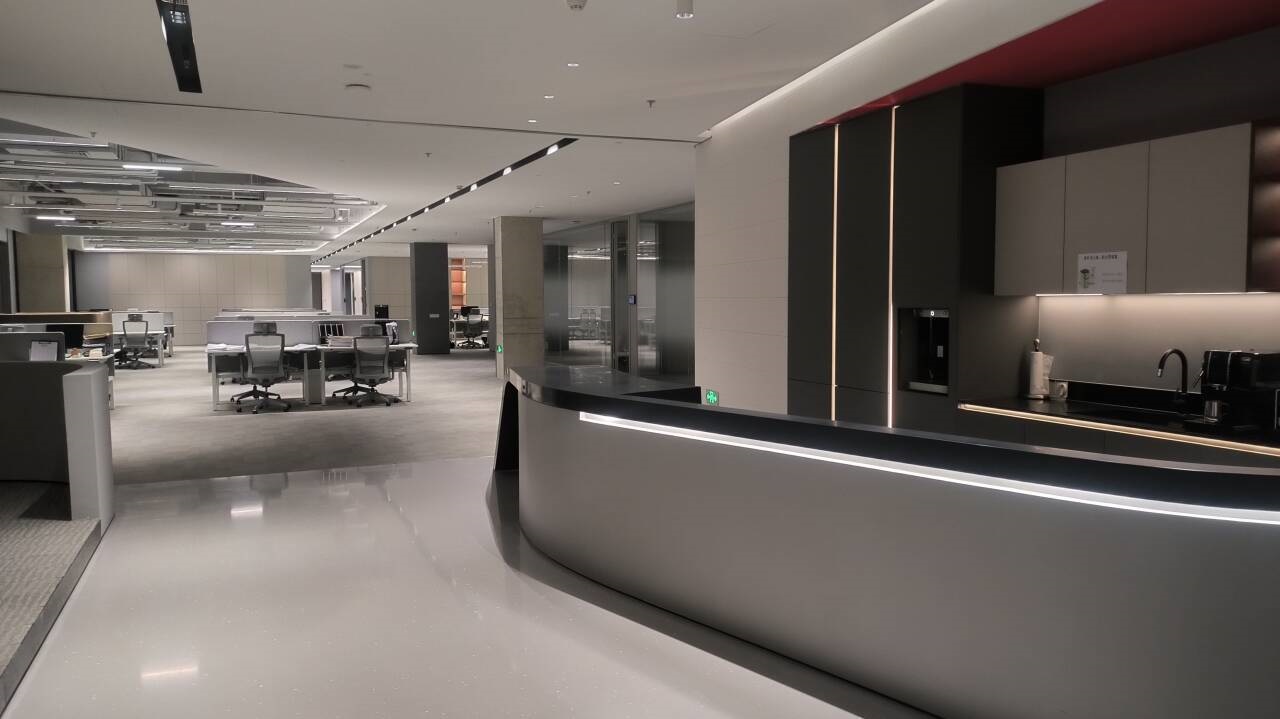 德国柏丽德禄亚太超级工厂办公室装修项目 – SC800钢质架空地板3000㎡